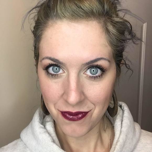 Meet your Posher, Robin - Picture 1 of 1